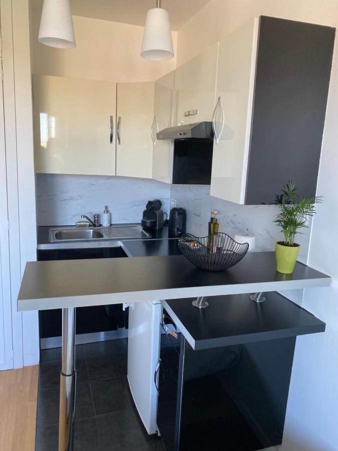 Panoramic View Studio - 15 Min From Paris جوافيل المظهر الخارجي الصورة
